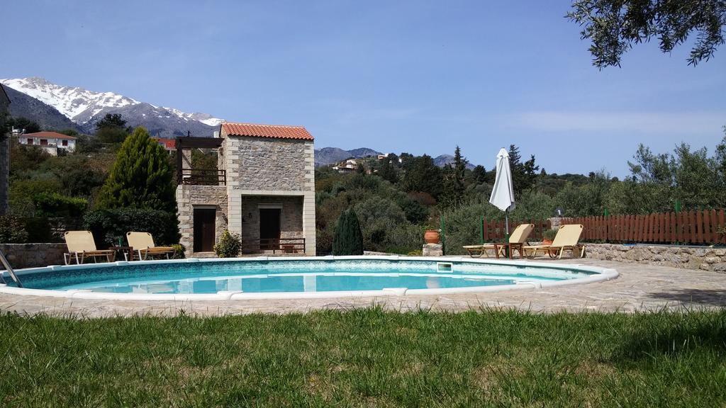 Stratos Villas Melidhonion  Rom bilde