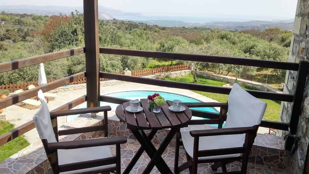 Stratos Villas Melidhonion  Rom bilde